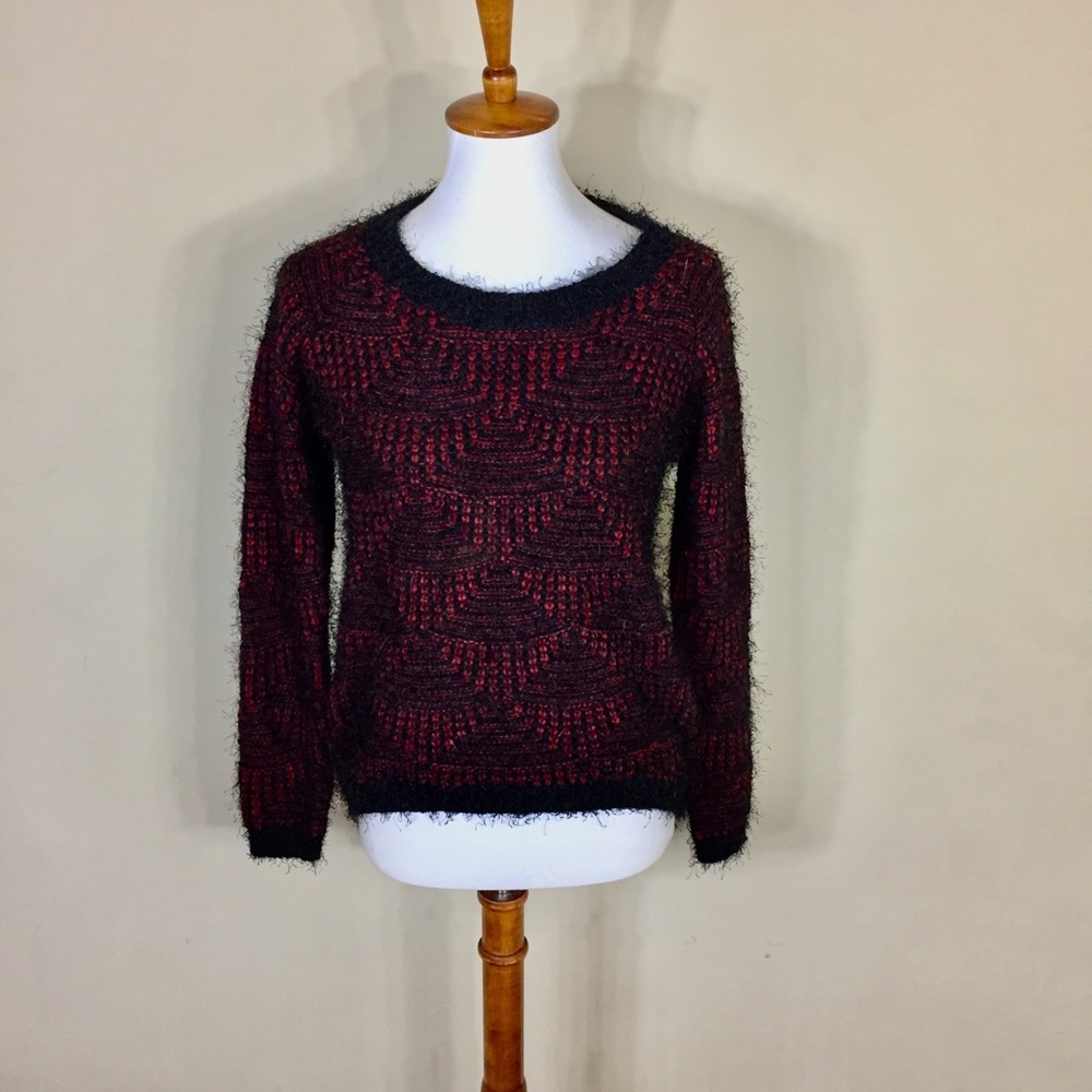 5/25$ Eureka Christos Garlinos red & black sweater
